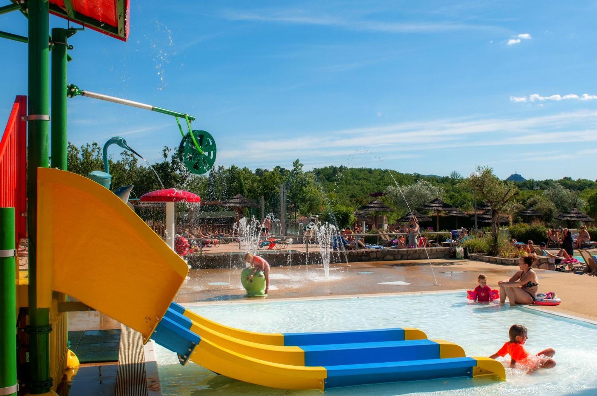 Camping Domaine De Chaussy Lagorce  Buitenkant foto