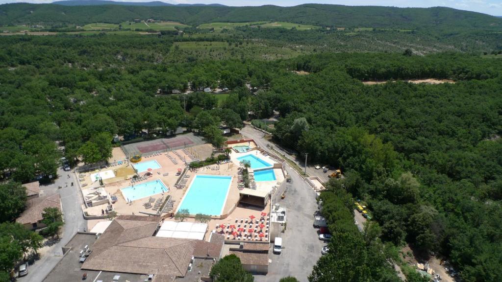 Camping Domaine De Chaussy Lagorce  Buitenkant foto